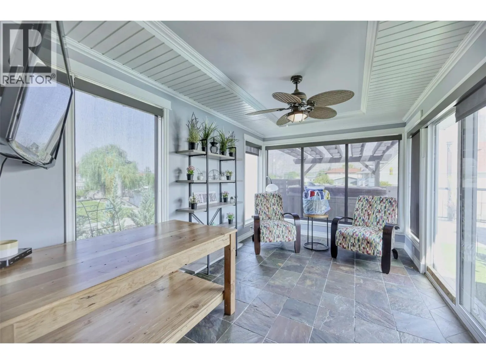 52 HARBOUR KEY Drive