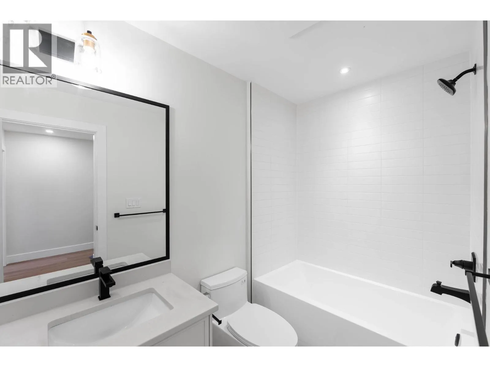 3590 Redecopp Road Unit# 2
