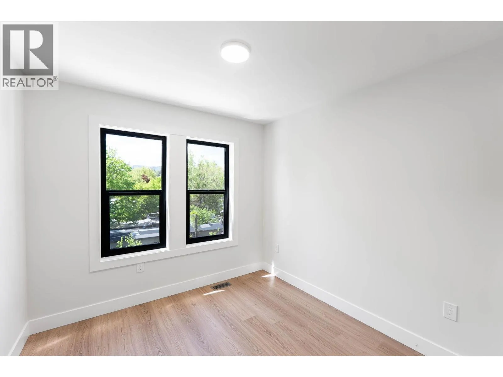 3590 Redecopp Road Unit# 2