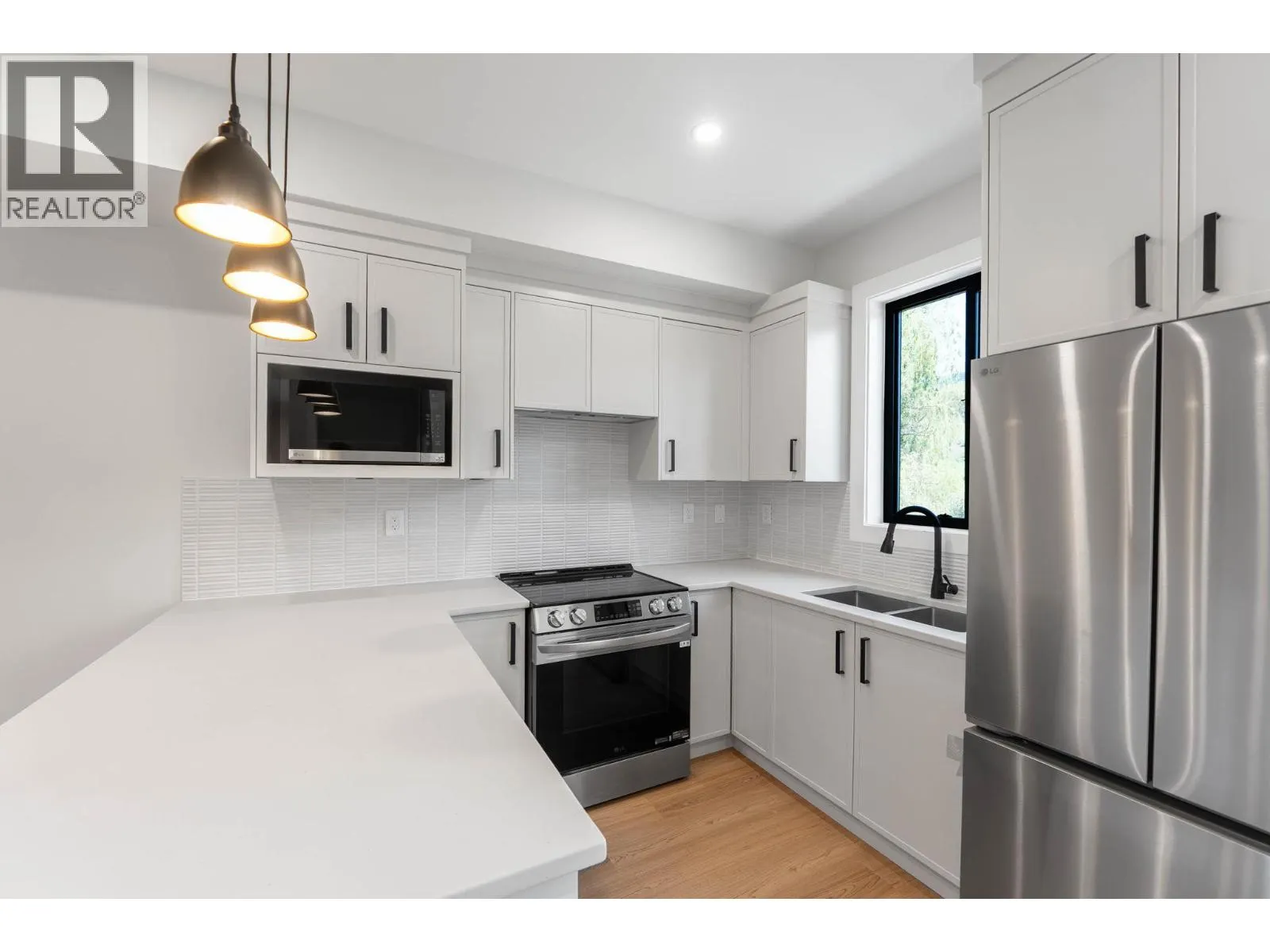 3590 Redecopp Road Unit# 2