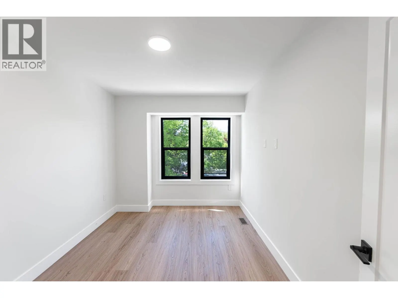 3590 Redecopp Road Unit# 2
