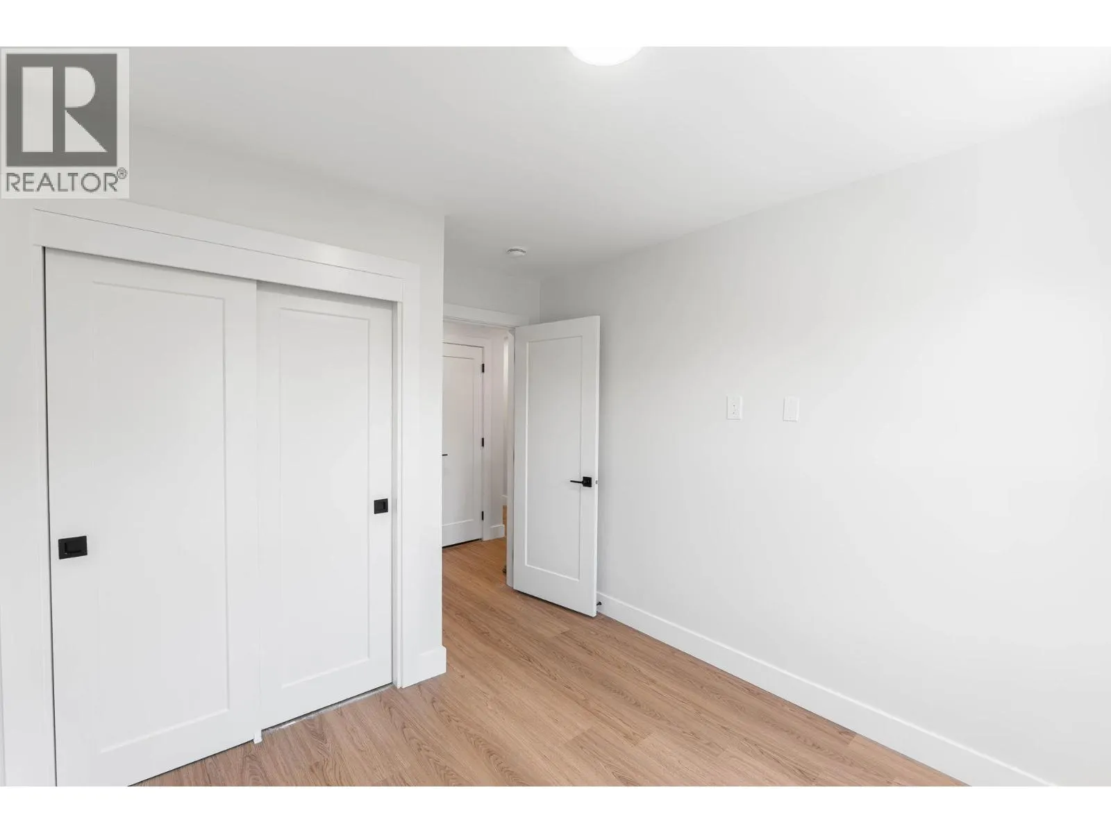 3590 Redecopp Road Unit# 2