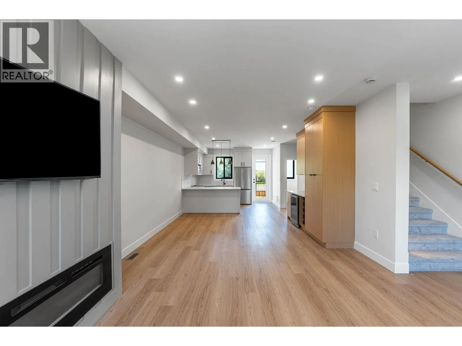3590 Redecopp Road Unit# 2