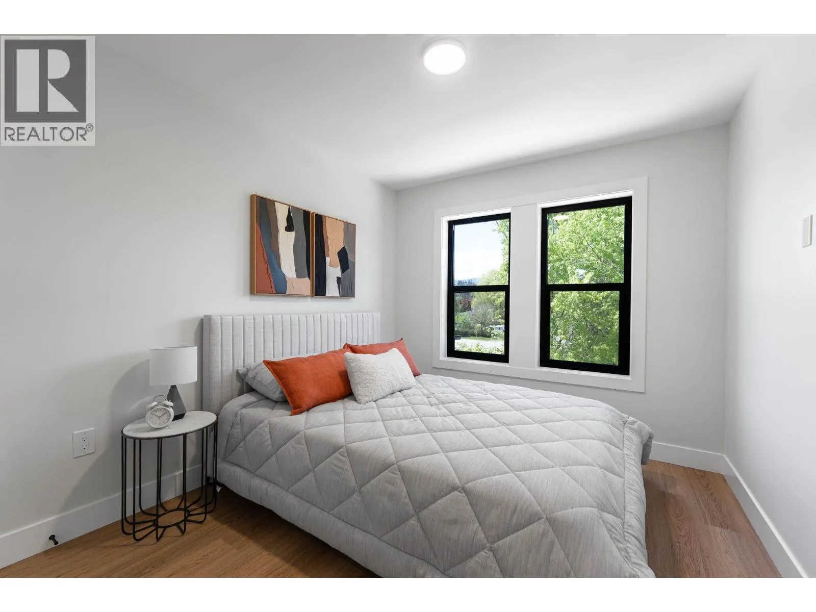 3590 Redecopp Road Unit# 5