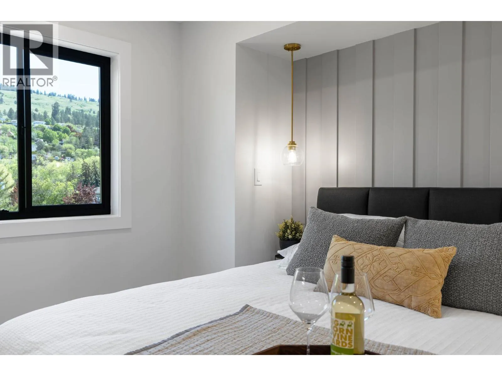 3590 Redecopp Road Unit# 5