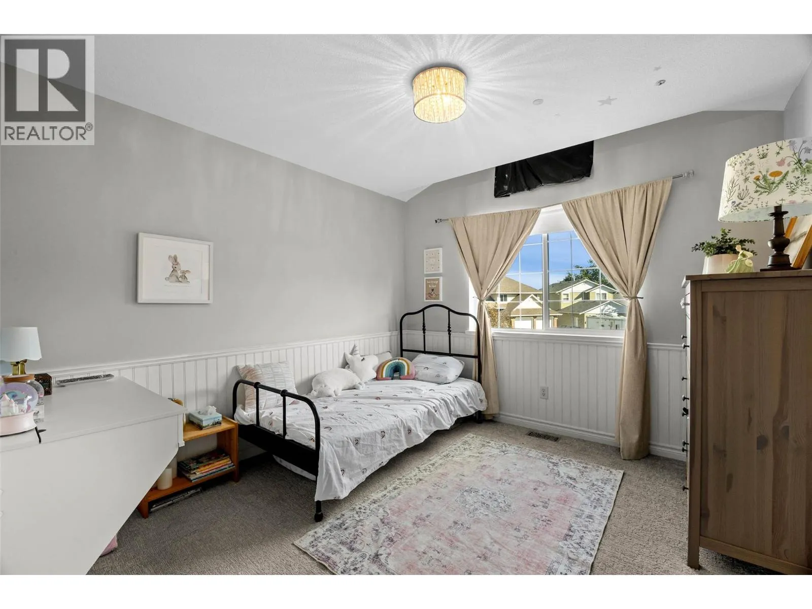 833 Bramble Place