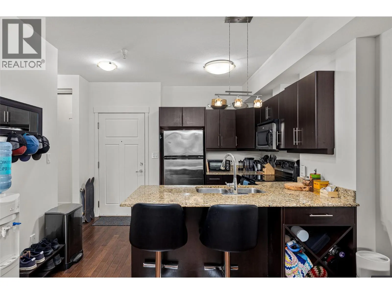 1957 Kane Road Unit# 206