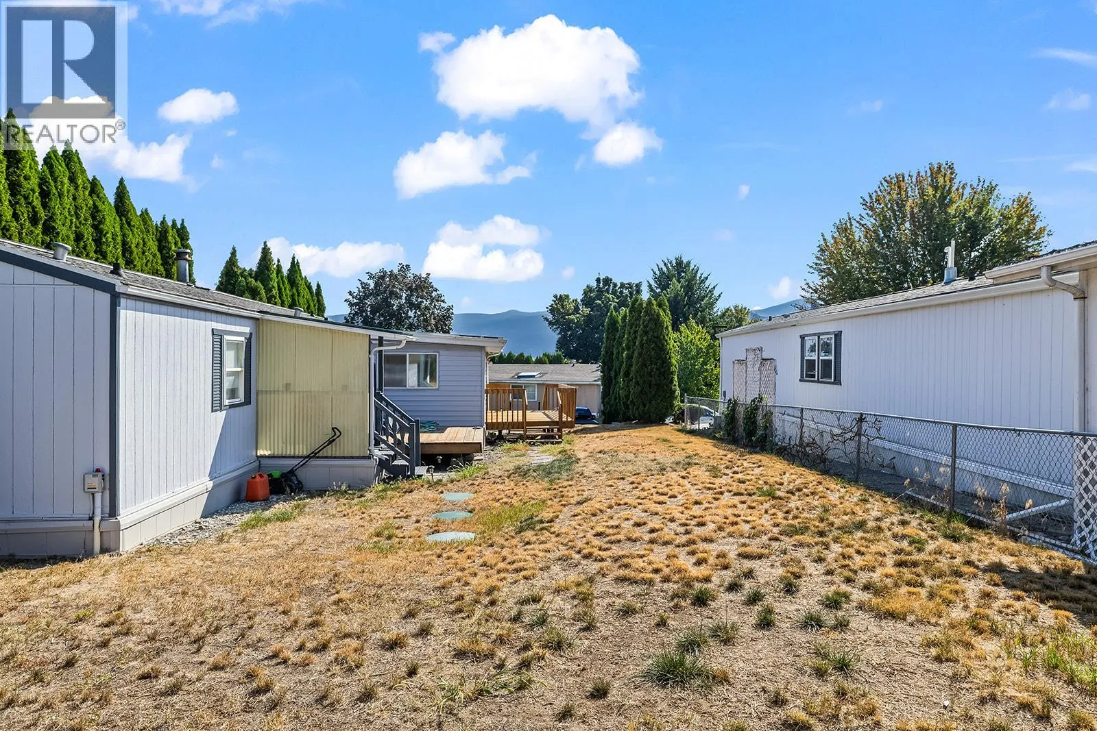 3381 Village Green Way