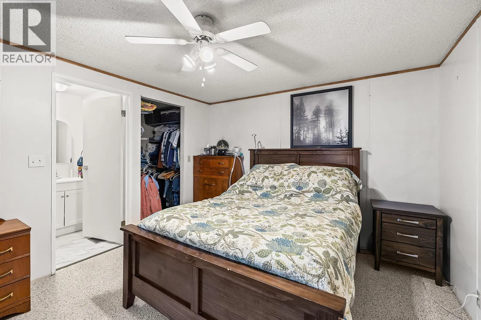 3381 Village Green Way