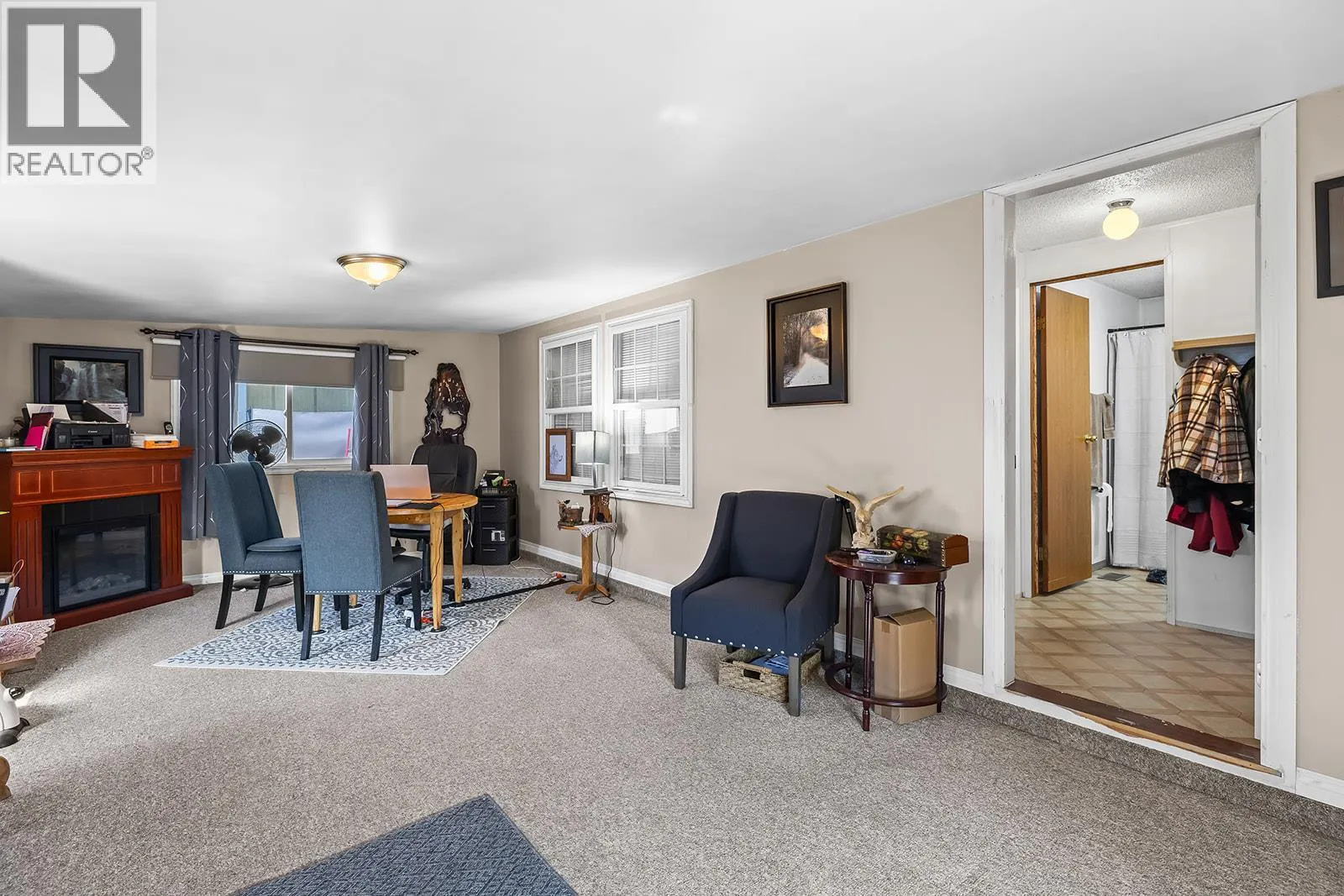 3381 Village Green Way