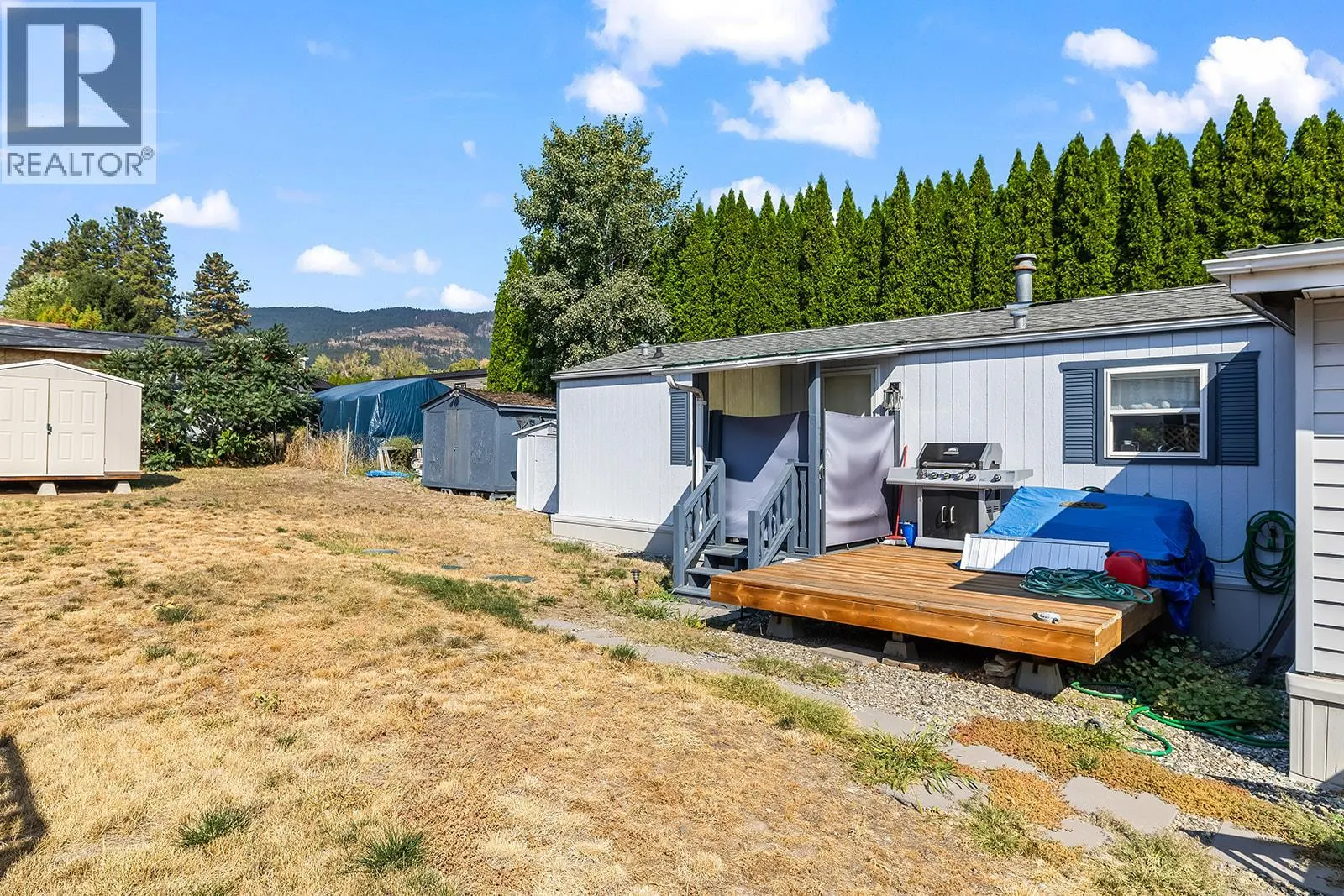 3381 Village Green Way