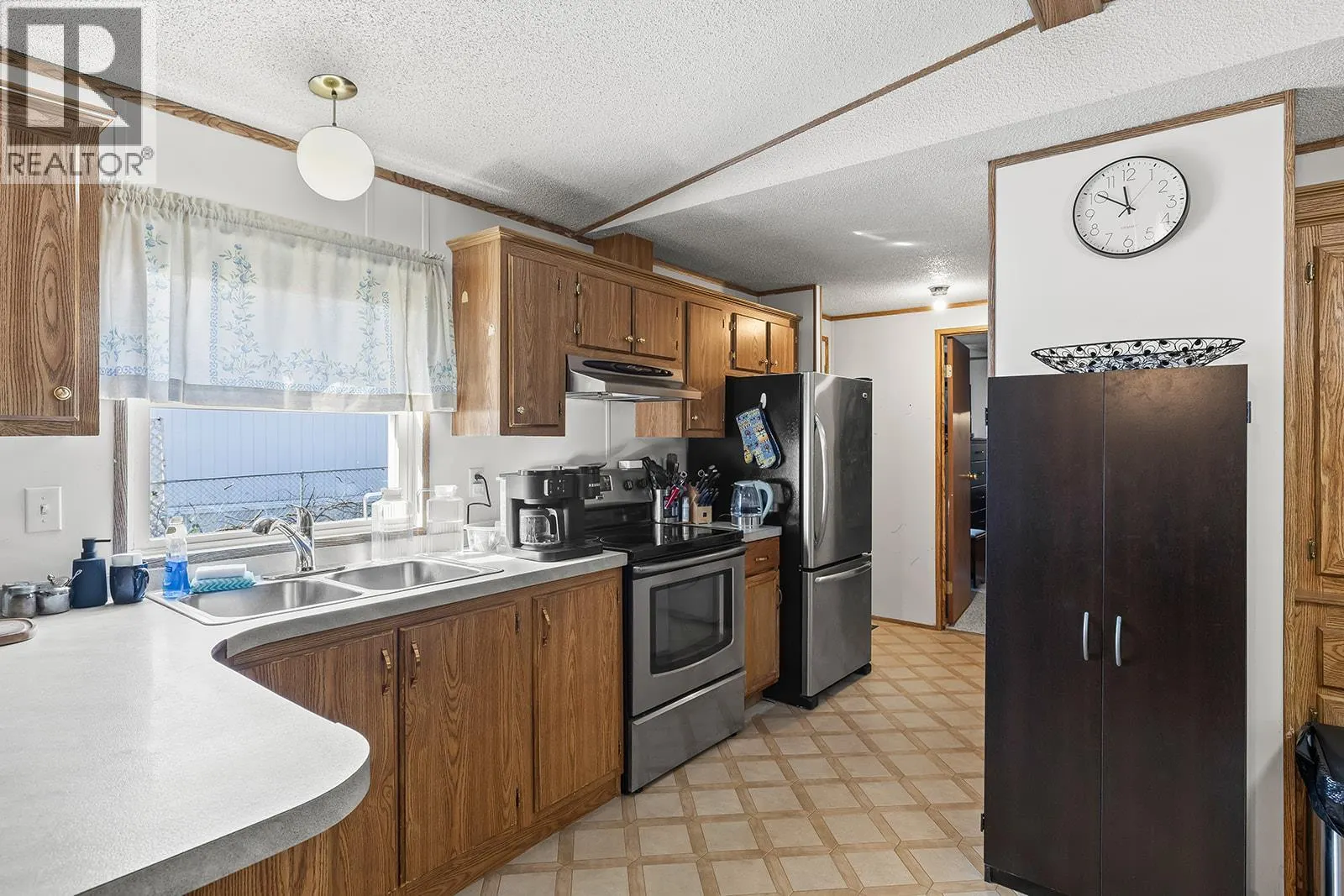 3381 Village Green Way