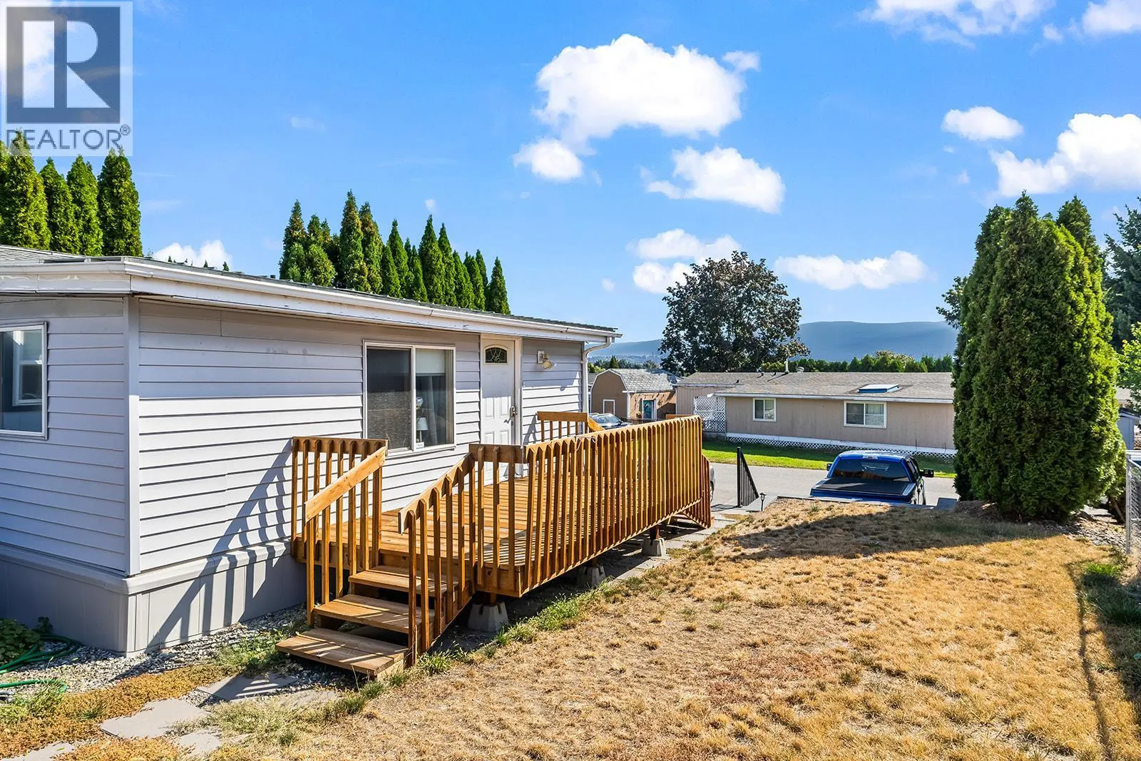 3381 Village Green Way