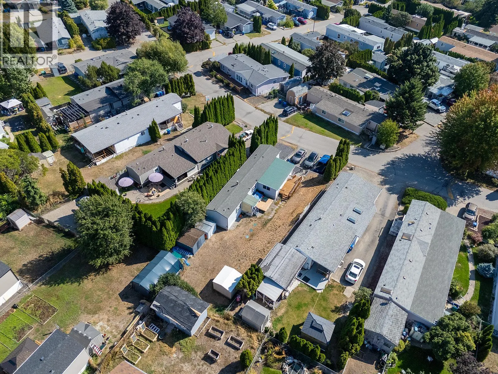 3381 Village Green Way
