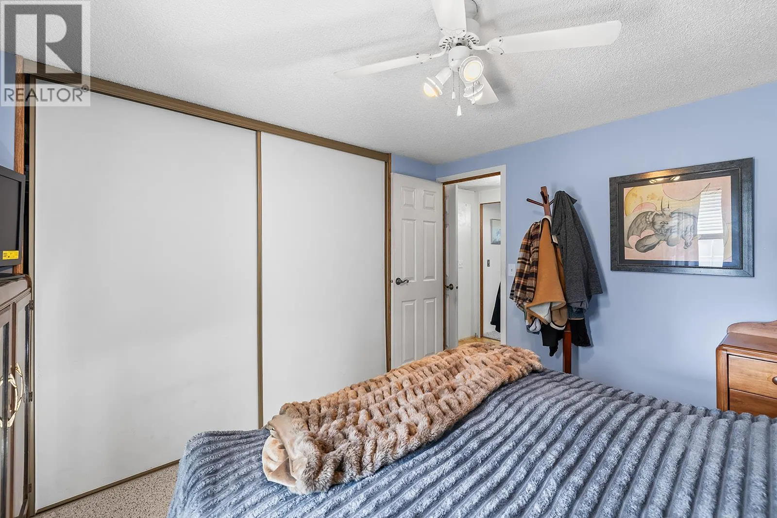 3381 Village Green Way