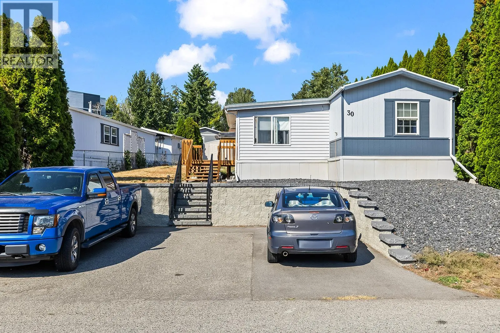 3381 Village Green Way