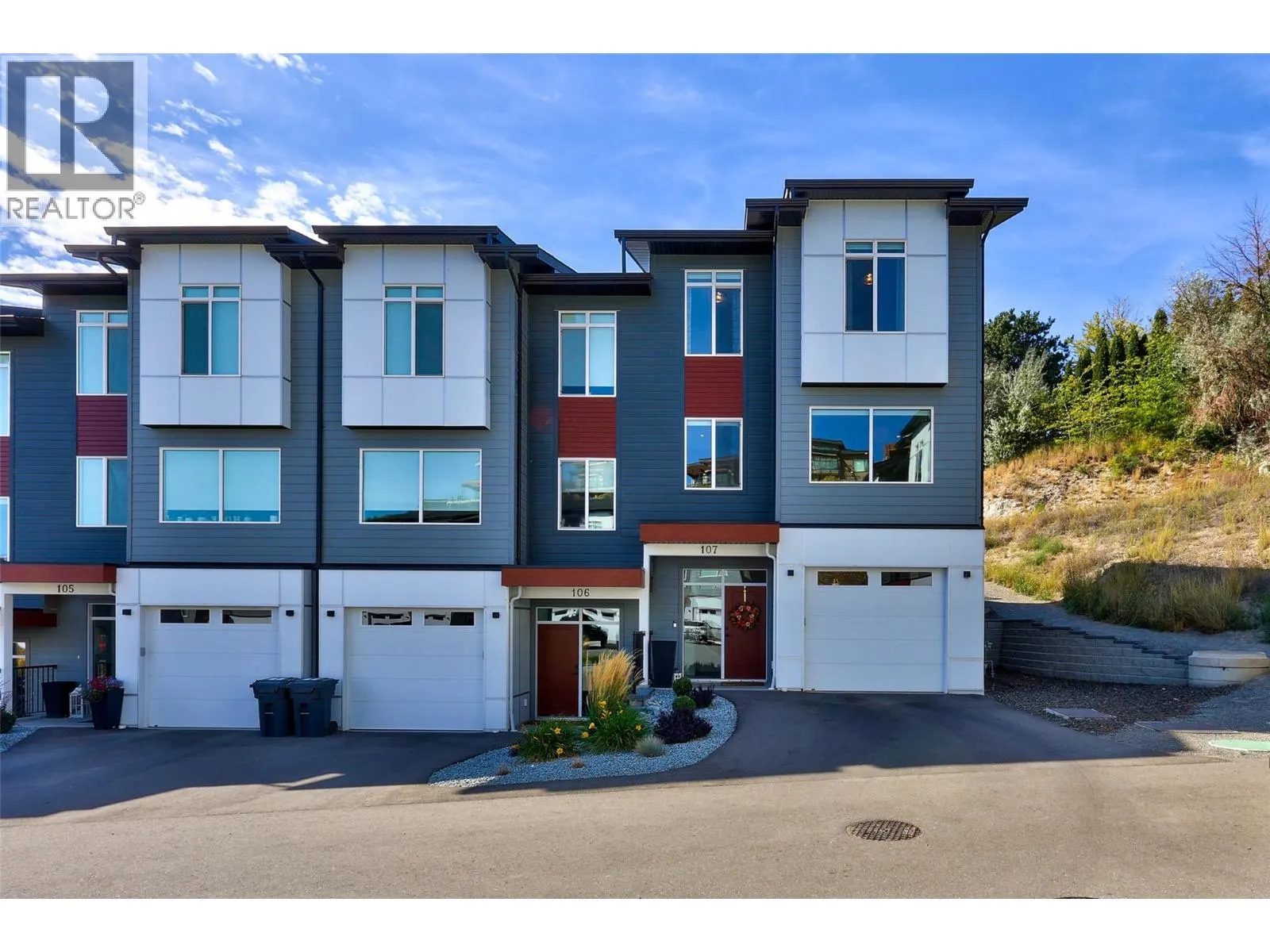 107 RIVER GATE Drive