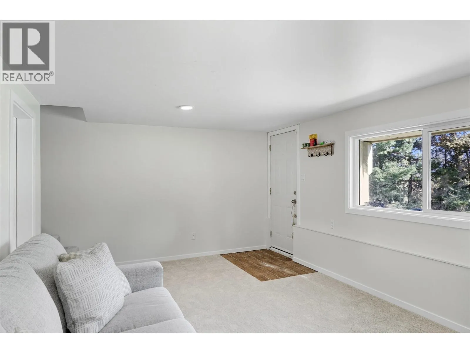 1469 Springhill Drive Unit# 24
