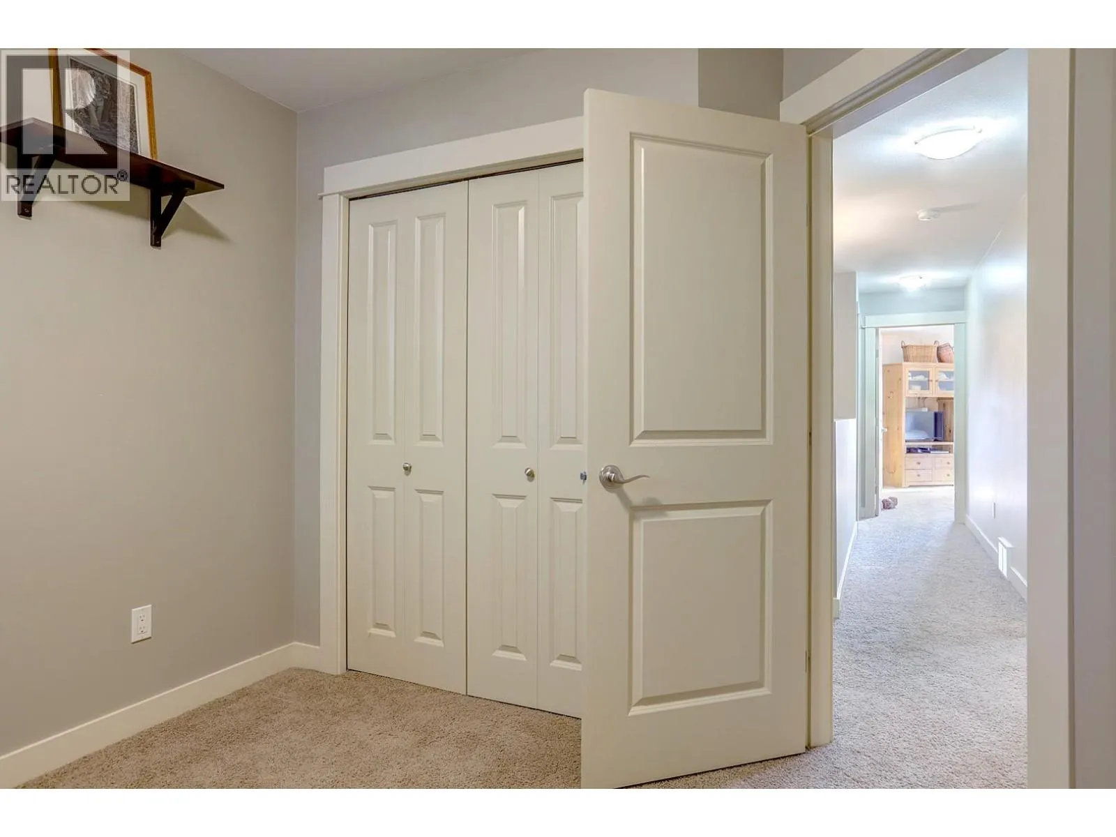 4900 Heritage Drive Unit# 1102