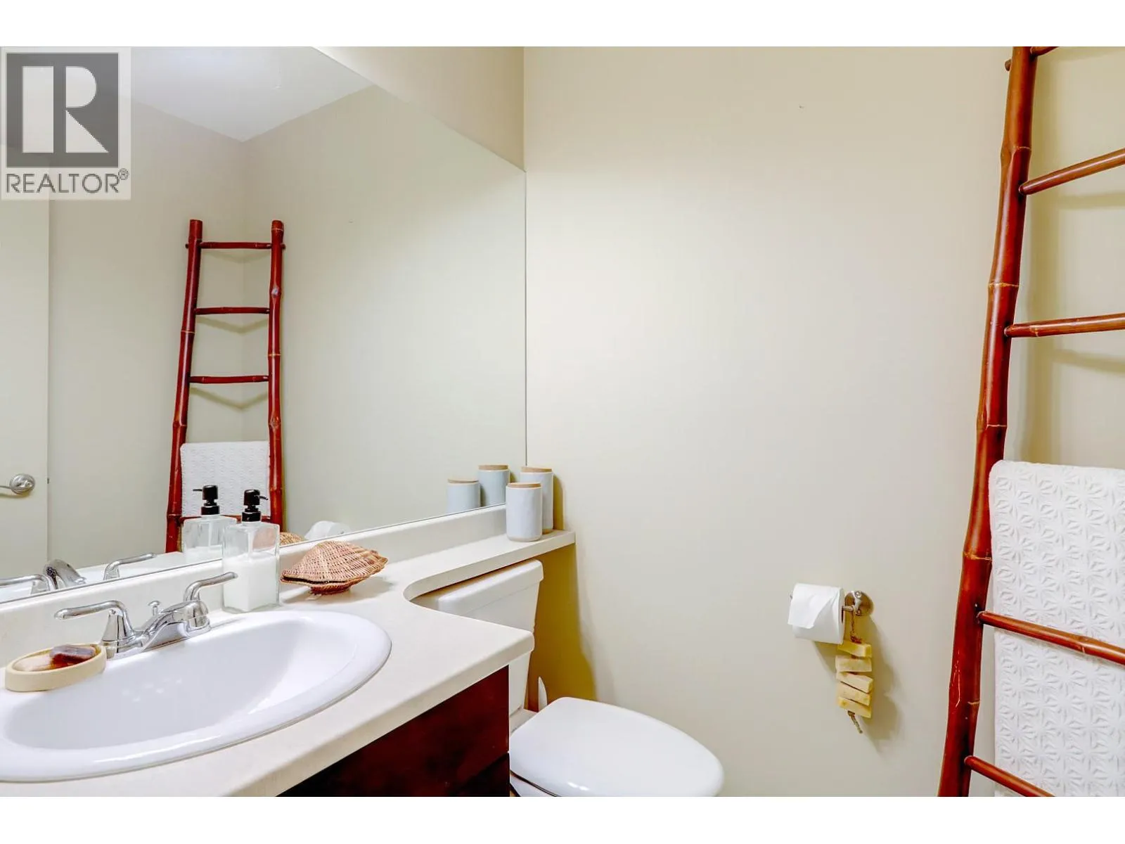 4900 Heritage Drive Unit# 1102