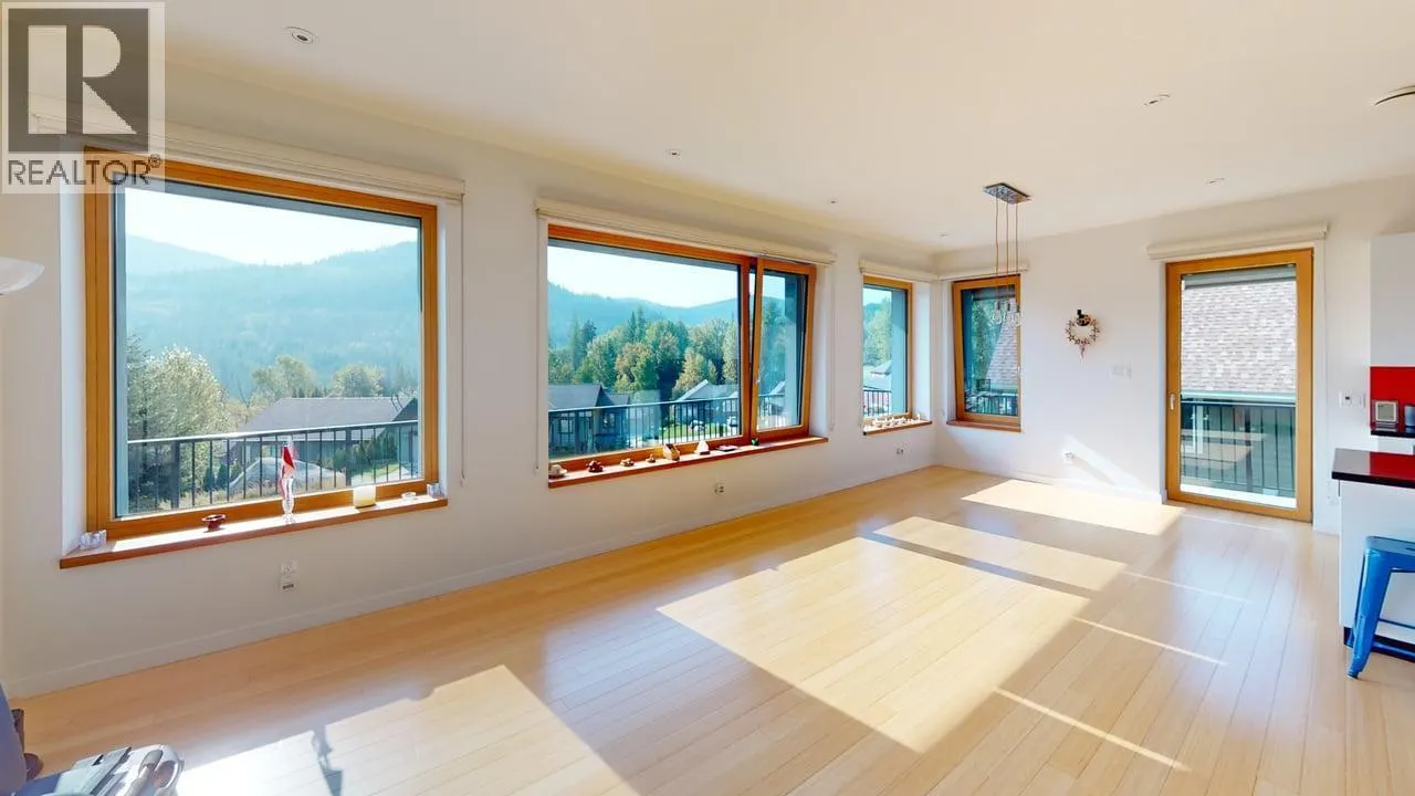 1006 Silvertip Road