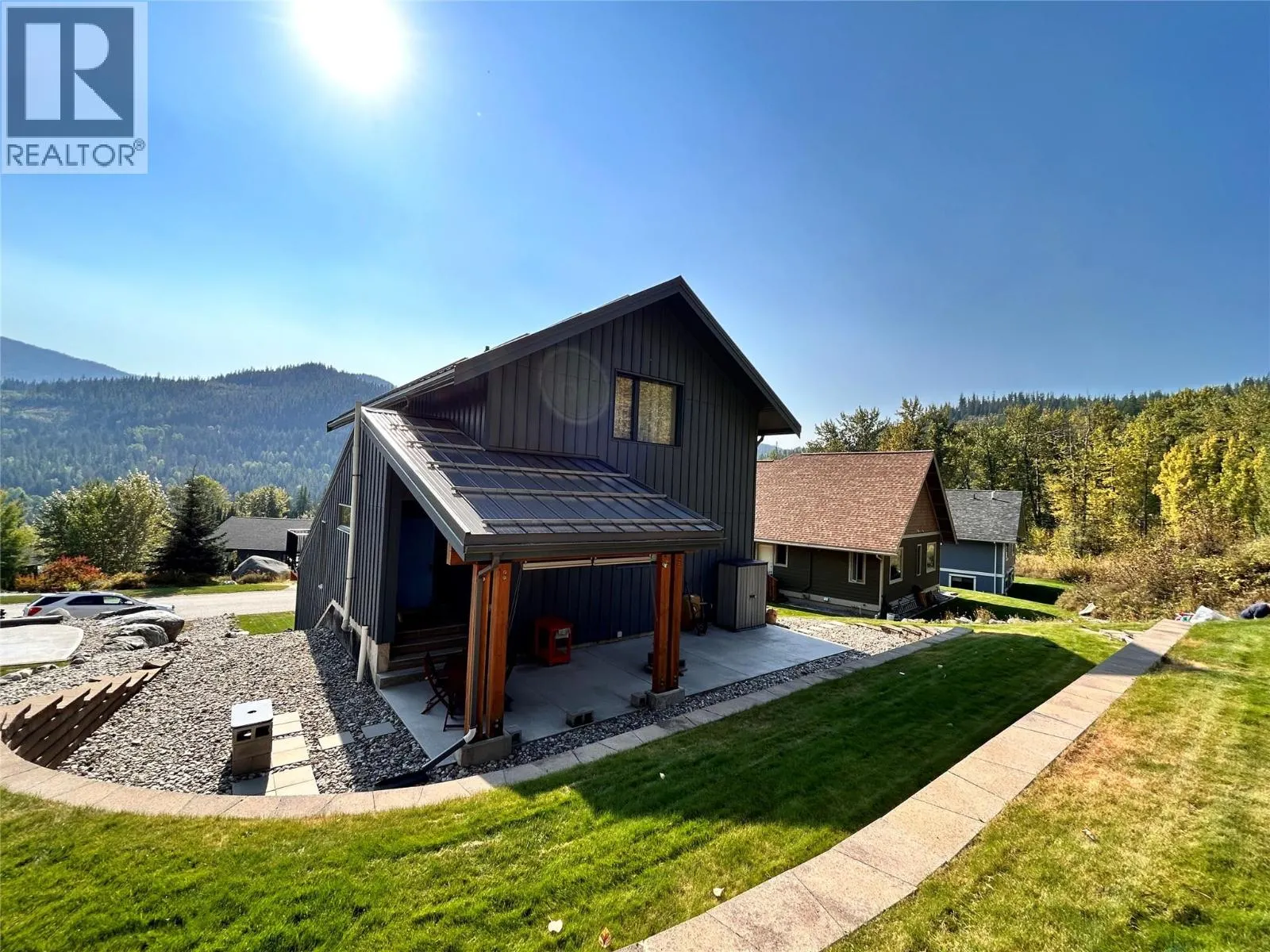 1006 Silvertip Road