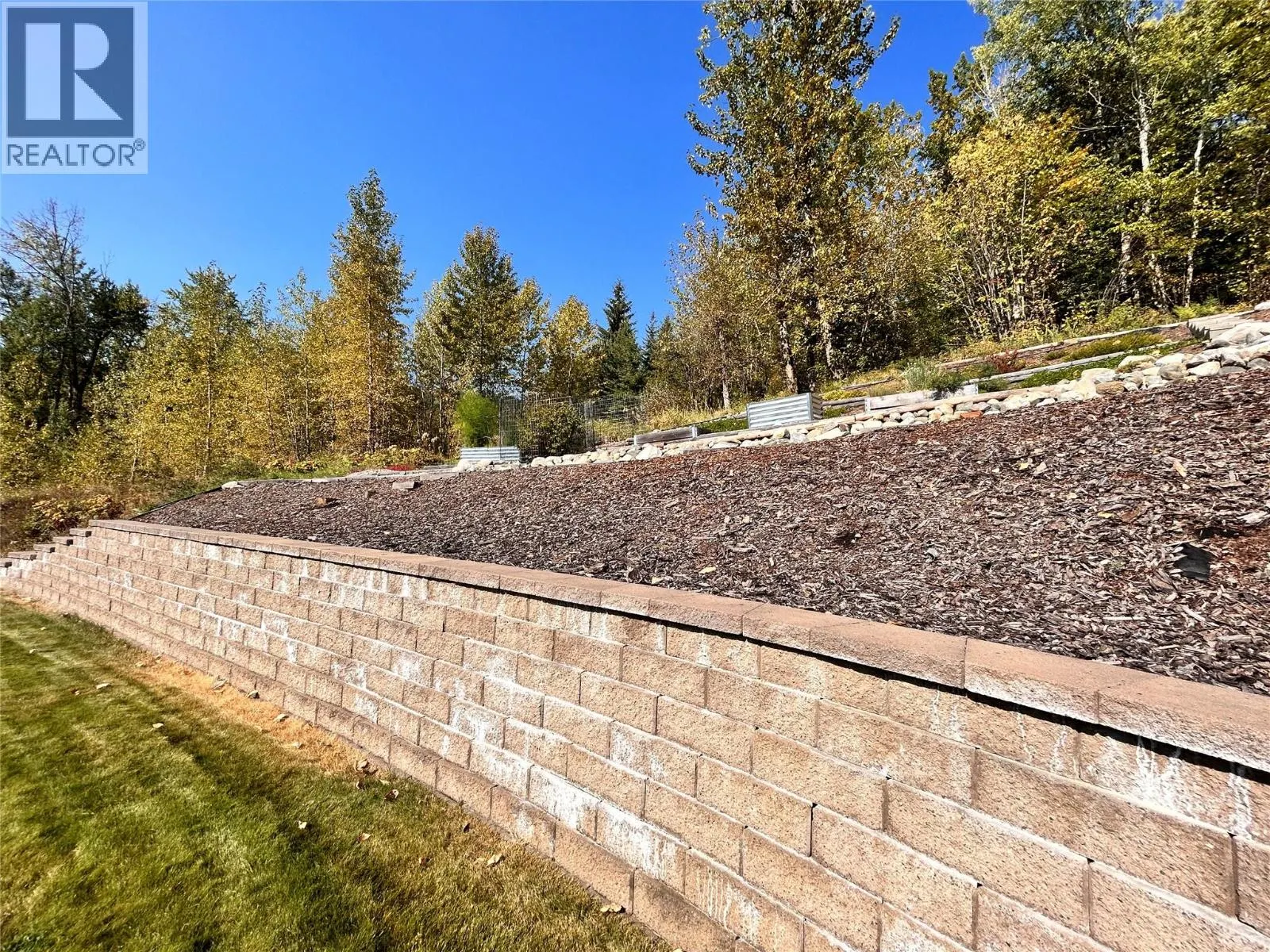 1006 Silvertip Road