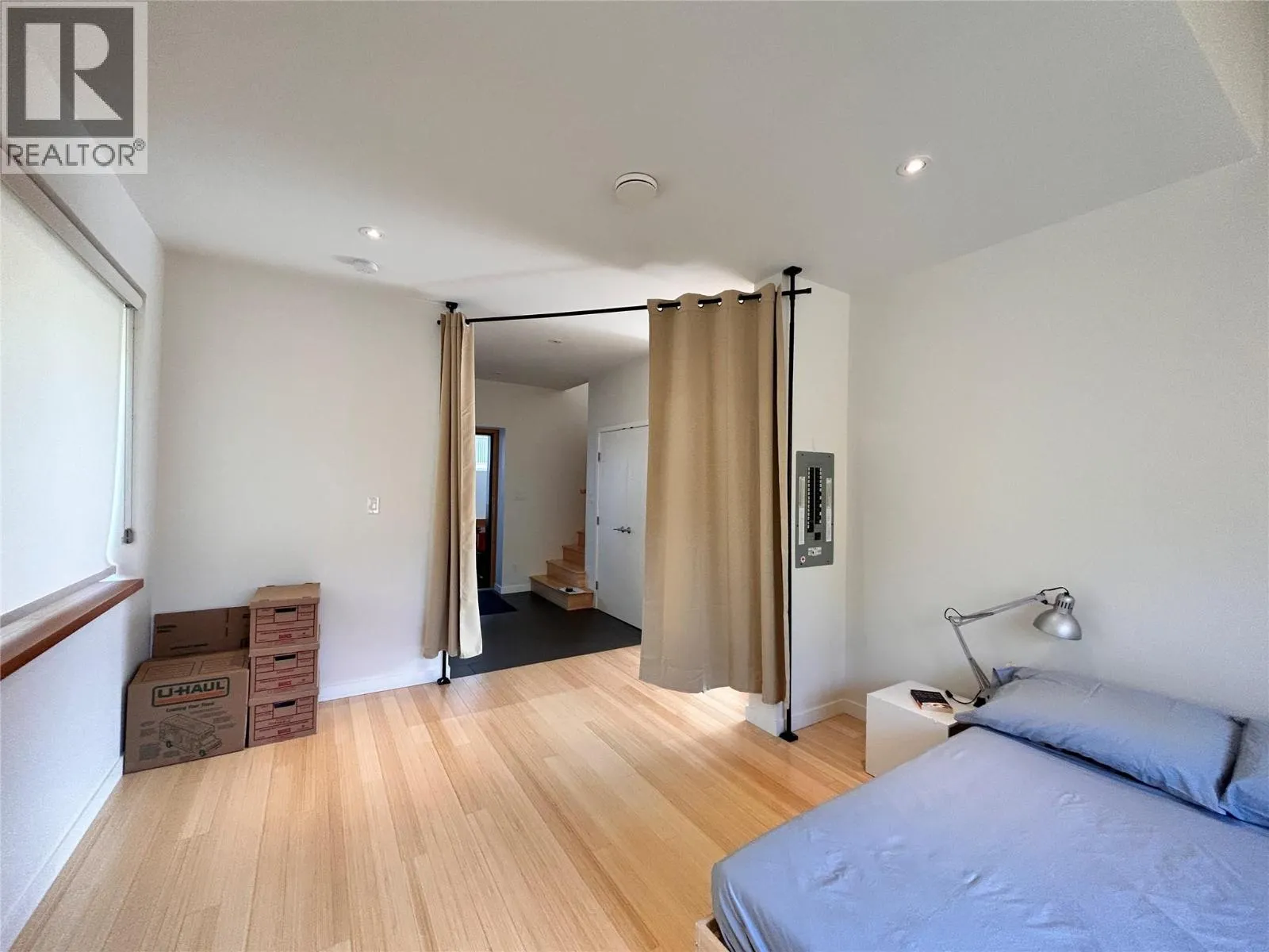 1006 Silvertip Road