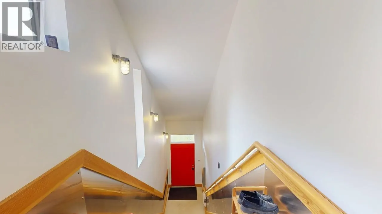 1006 Silvertip Road