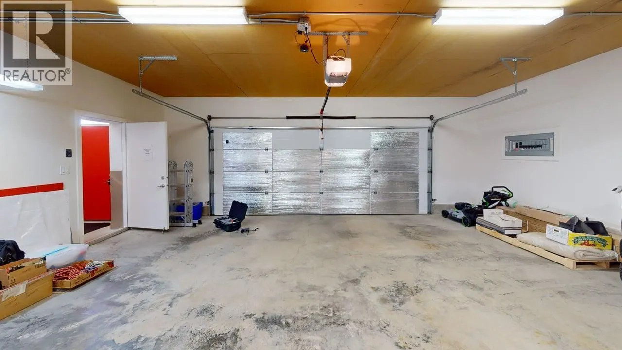 1006 Silvertip Road