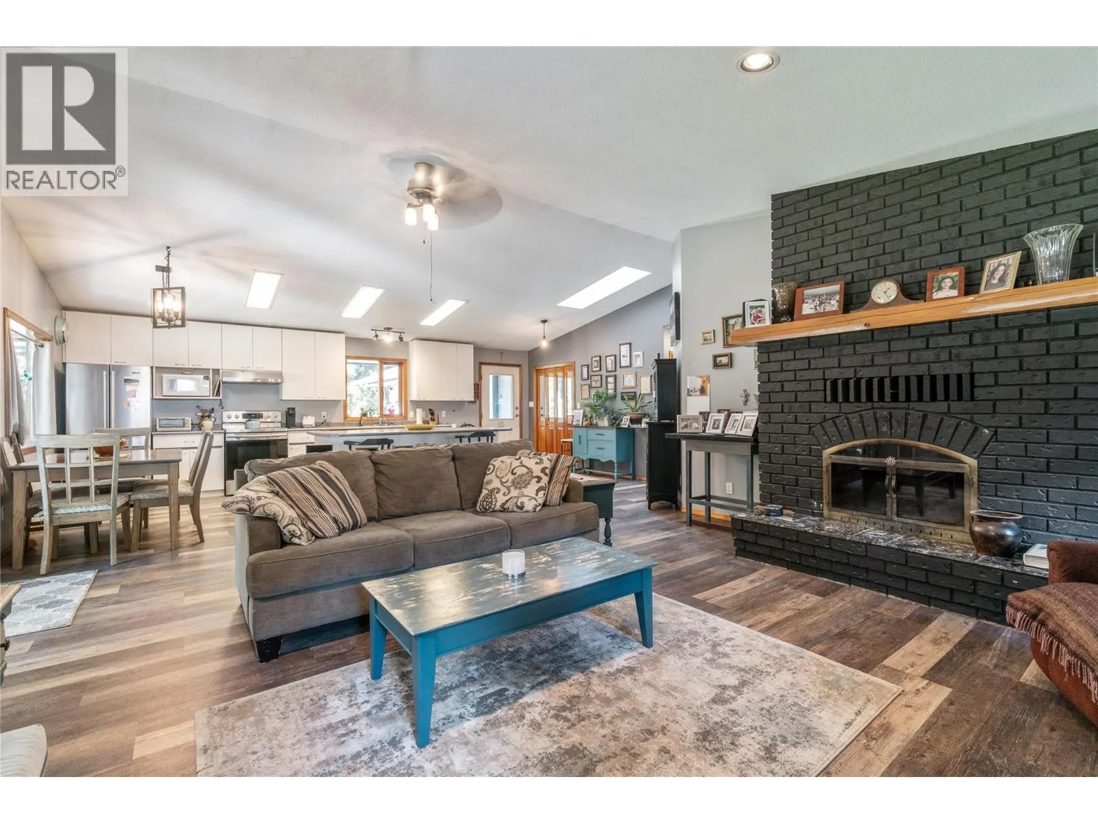 4061 Santa Road