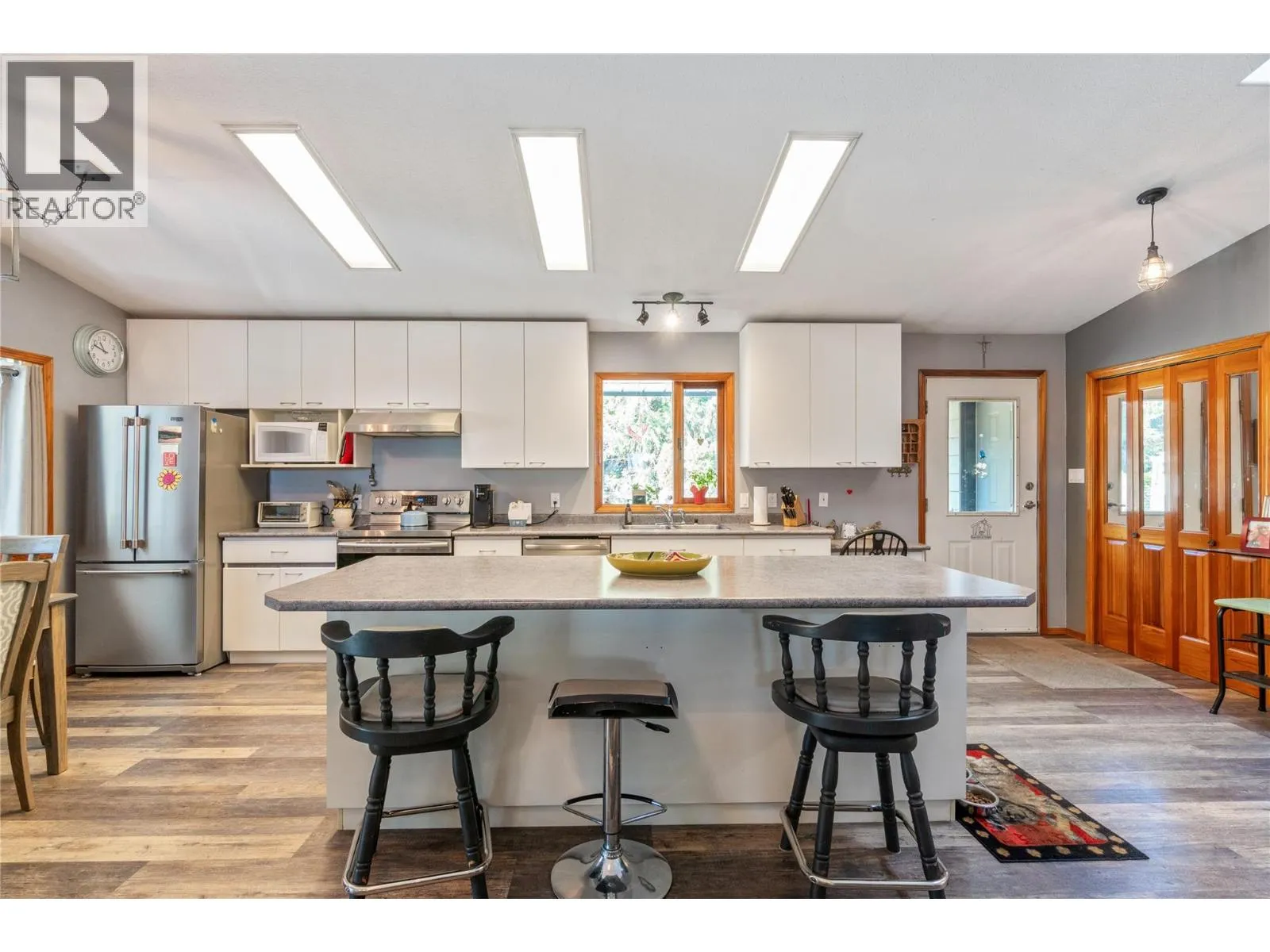 4061 Santa Road