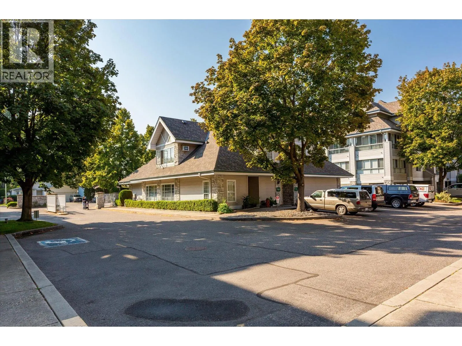 980 Glenwood Avenue Unit# 103