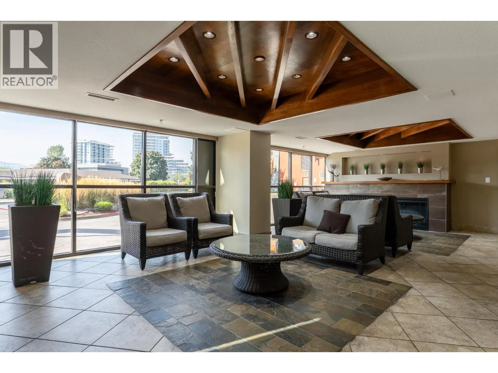 654 Cook Road Unit# 618