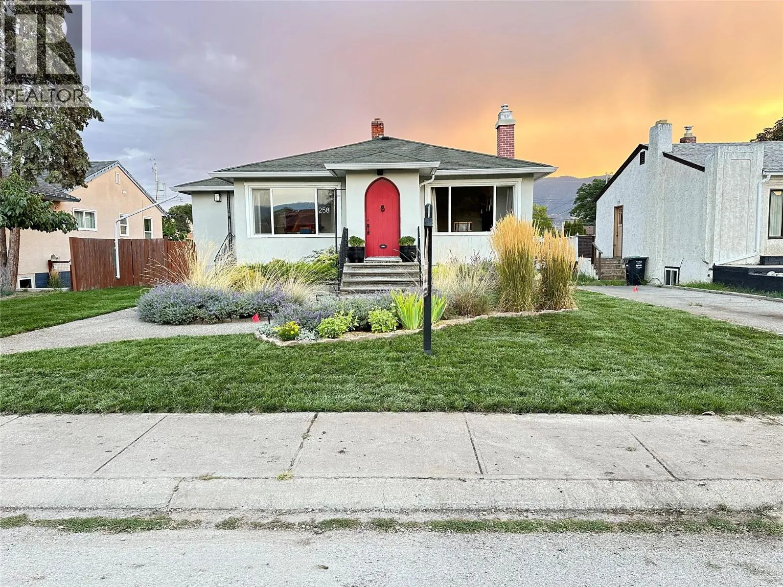 258 WINDSOR Avenue