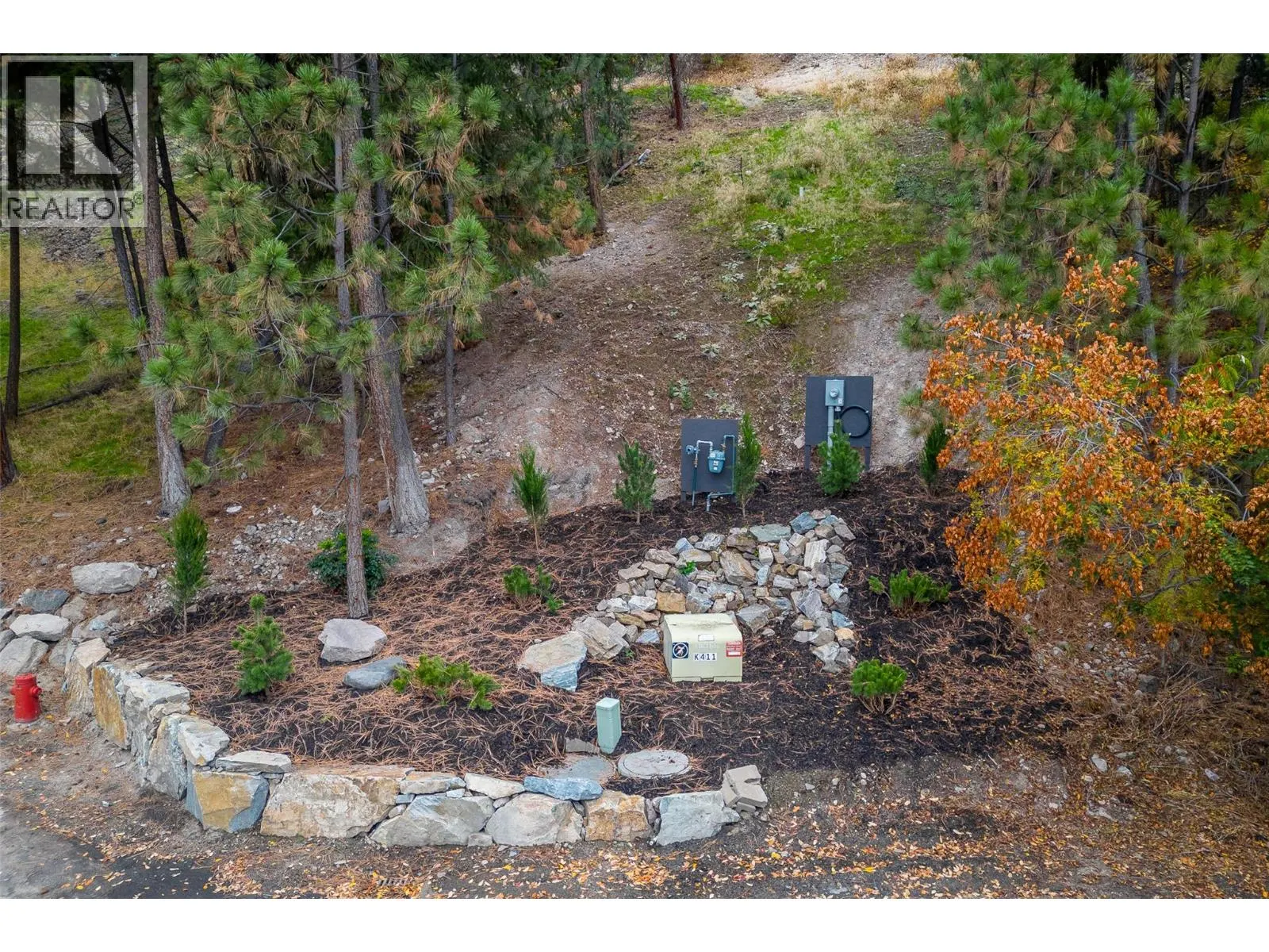898 Lloyd Jones Drive