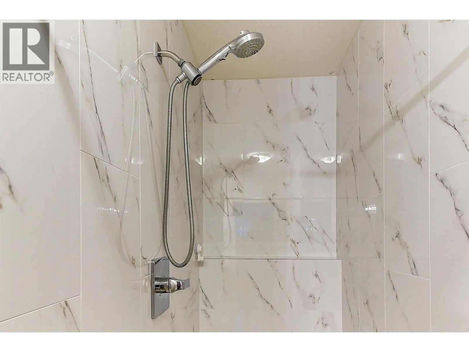250 Hollywood Road S Unit# 211