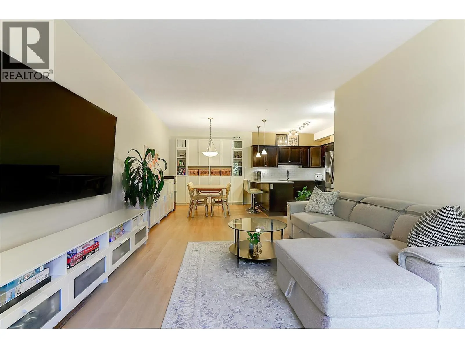 250 Hollywood Road S Unit# 211