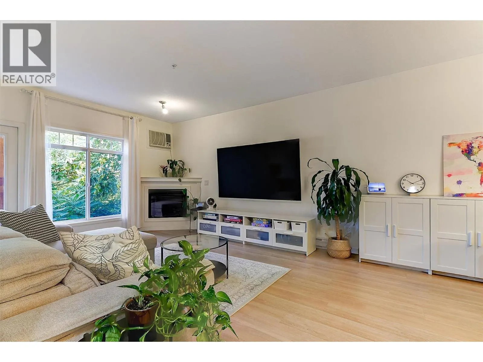 250 Hollywood Road S Unit# 211