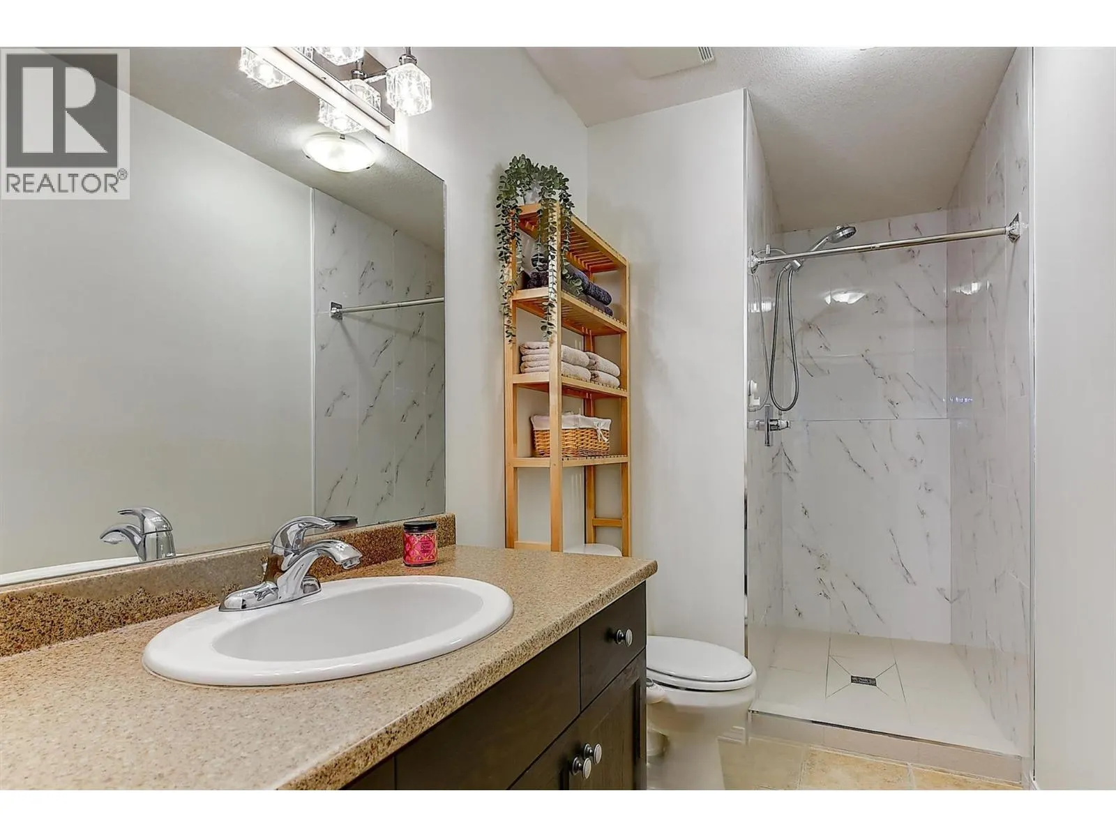 250 Hollywood Road S Unit# 211