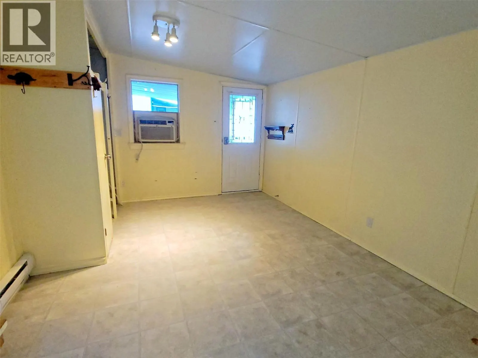 1545 Columbia Avenue Unit# 20