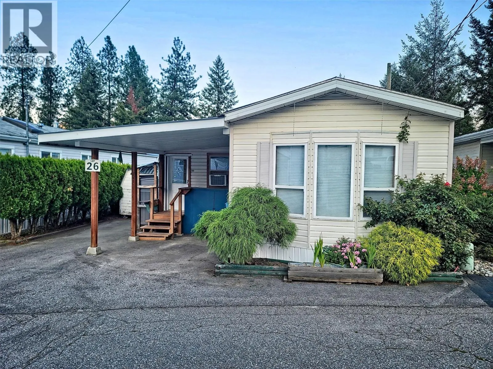 1545 Columbia Avenue Unit# 20