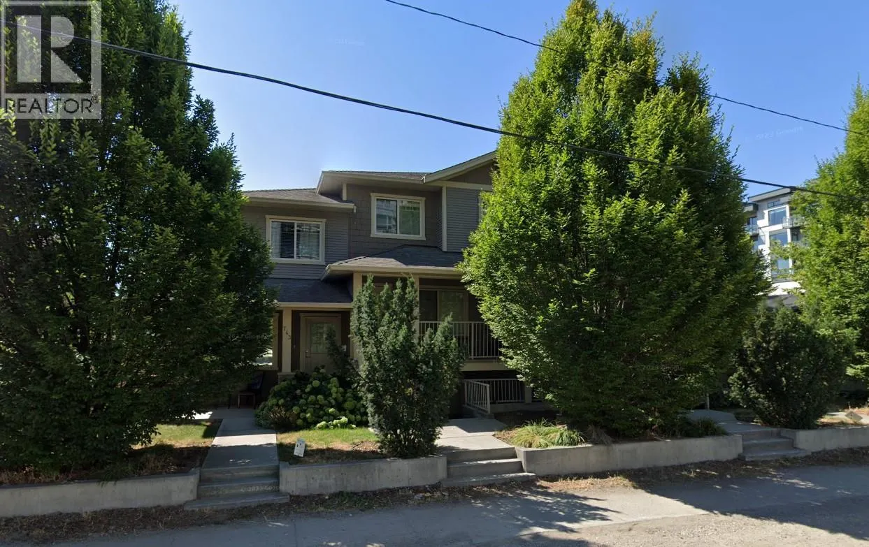 741 Clement Avenue