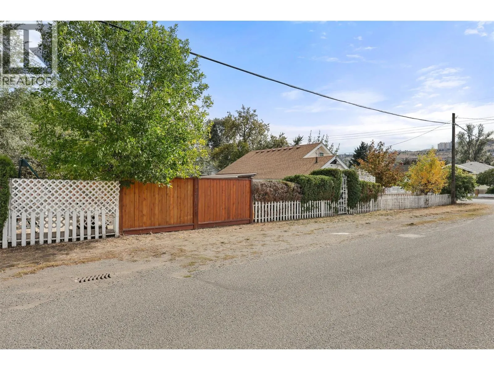 376 Alexander Avenue