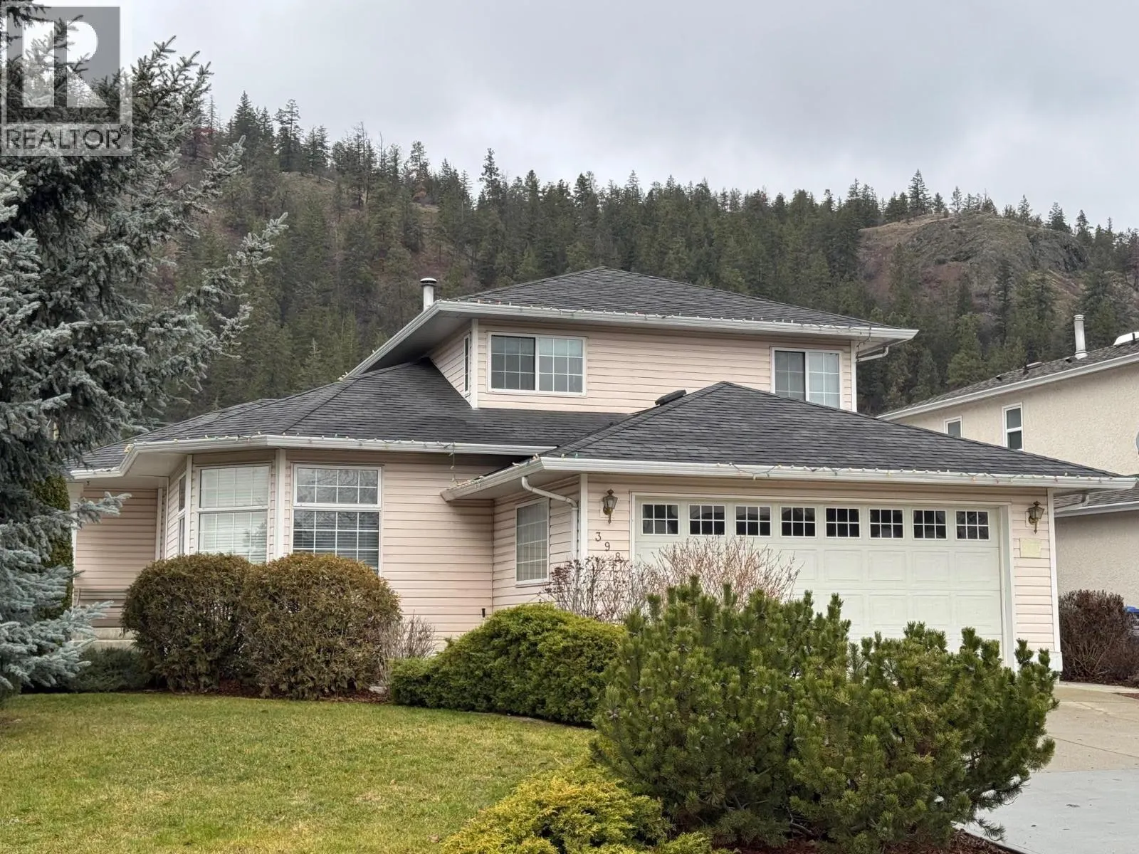 398 McTavish Road