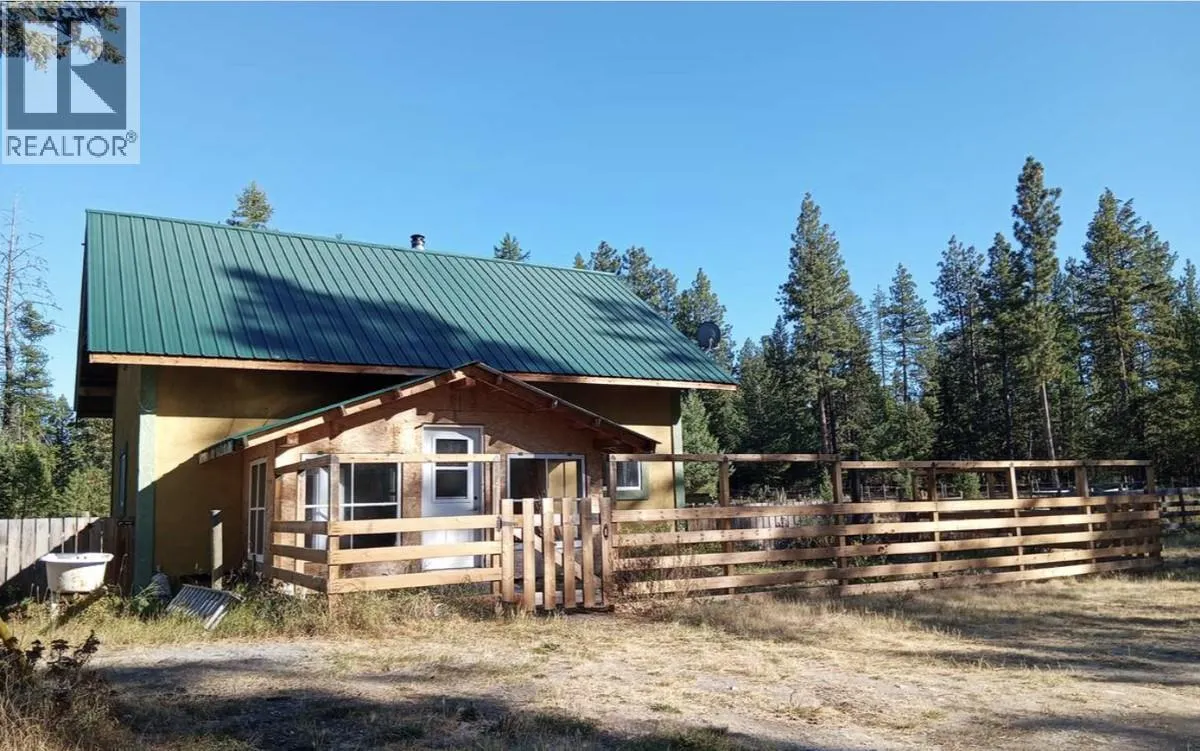 8224 Highway 95A