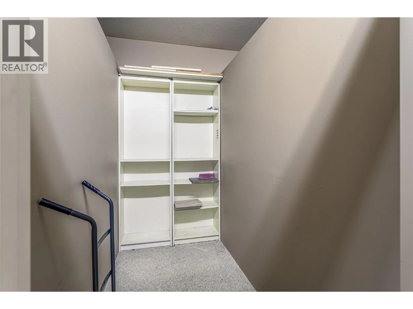 303 Whitman Road Unit# 307