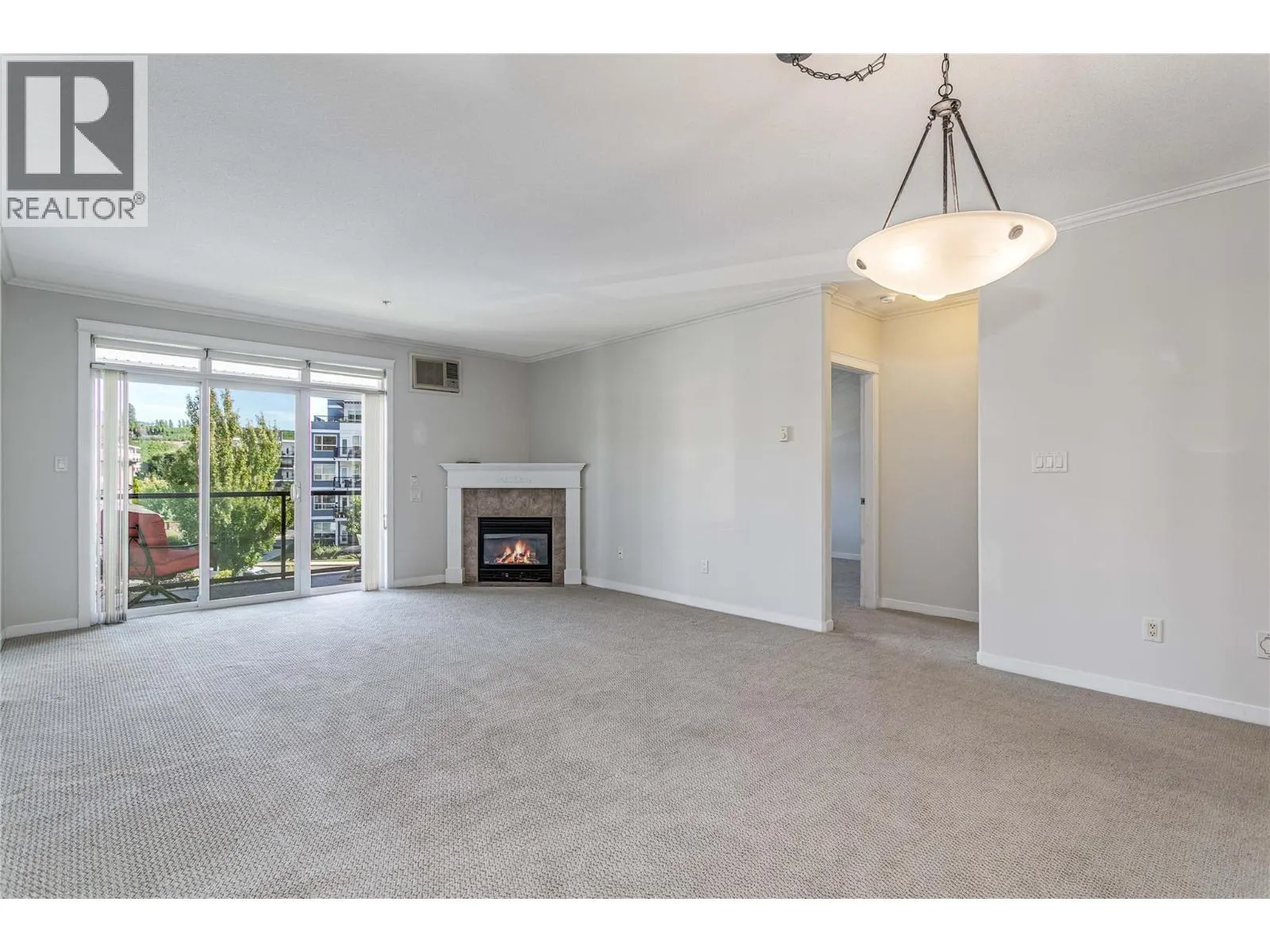 303 Whitman Road Unit# 307