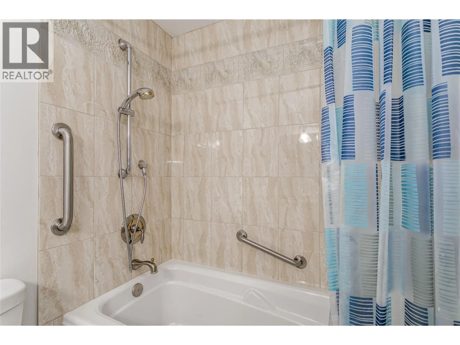 303 Whitman Road Unit# 307