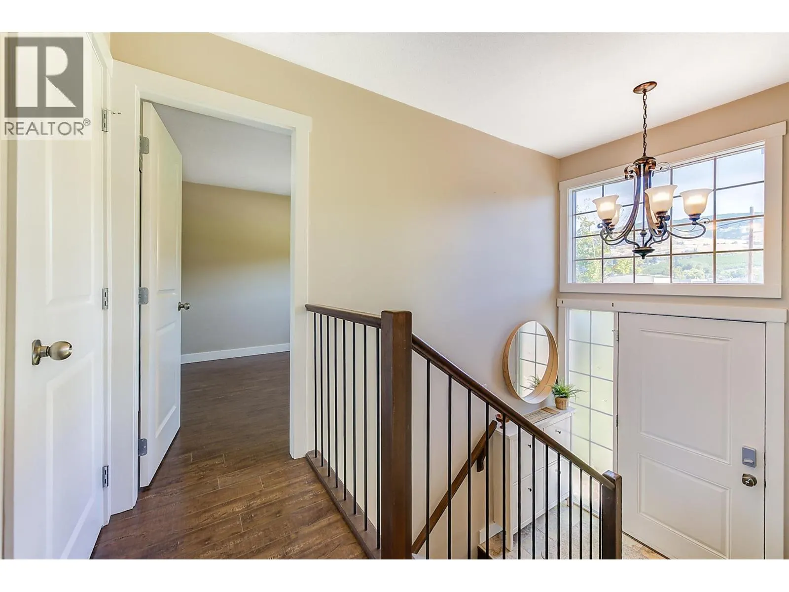 244 Prior Road S